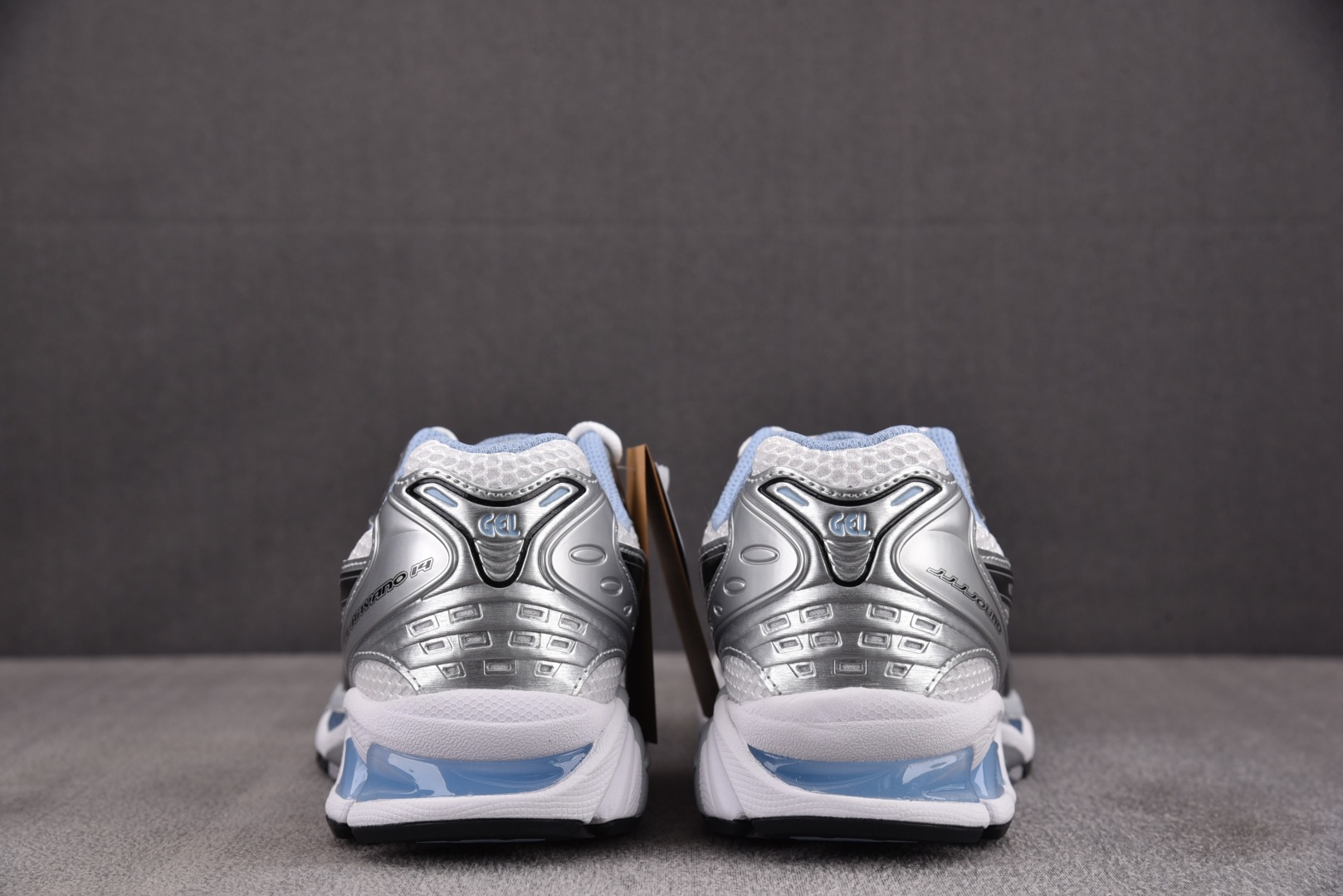 ASICS 尺码36-47

纯原版出品-ASICS Gel-Kayano 14 JJJJound Wh