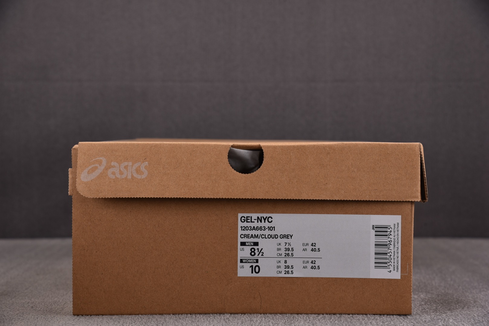 ASICS 尺码36-47

纯原版出品-ASICS Gel-NYC Cream Cloud Grey 