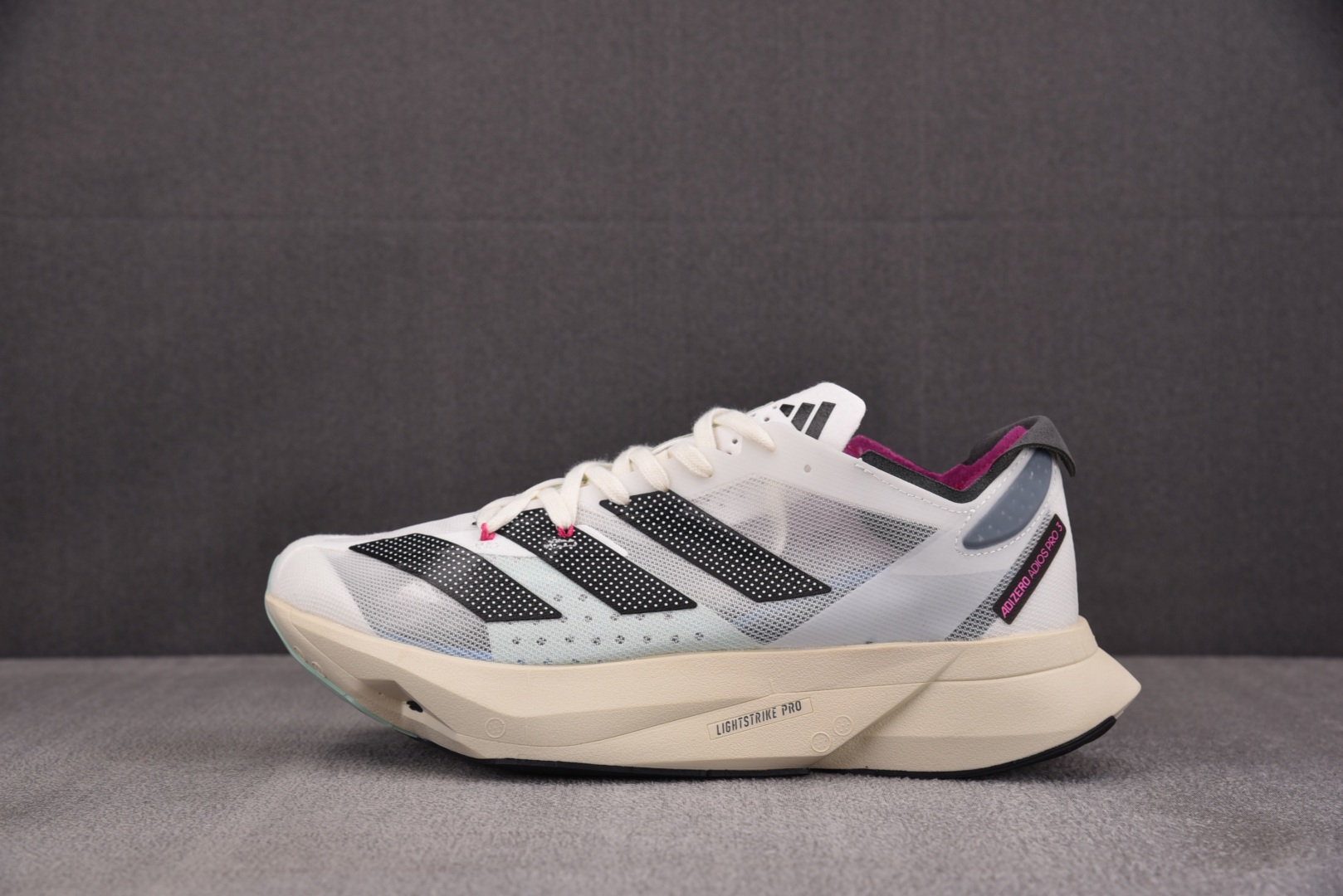 Adizero 尺码36-45

纯原版出品-Adizero Adios Pro 3 White Nig