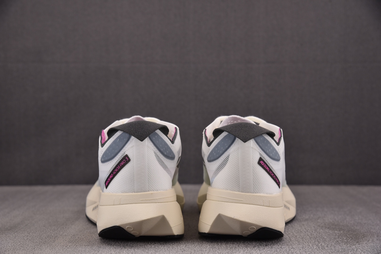 Adizero 尺码36-45

纯原版出品-Adizero Adios Pro 3 White Nig