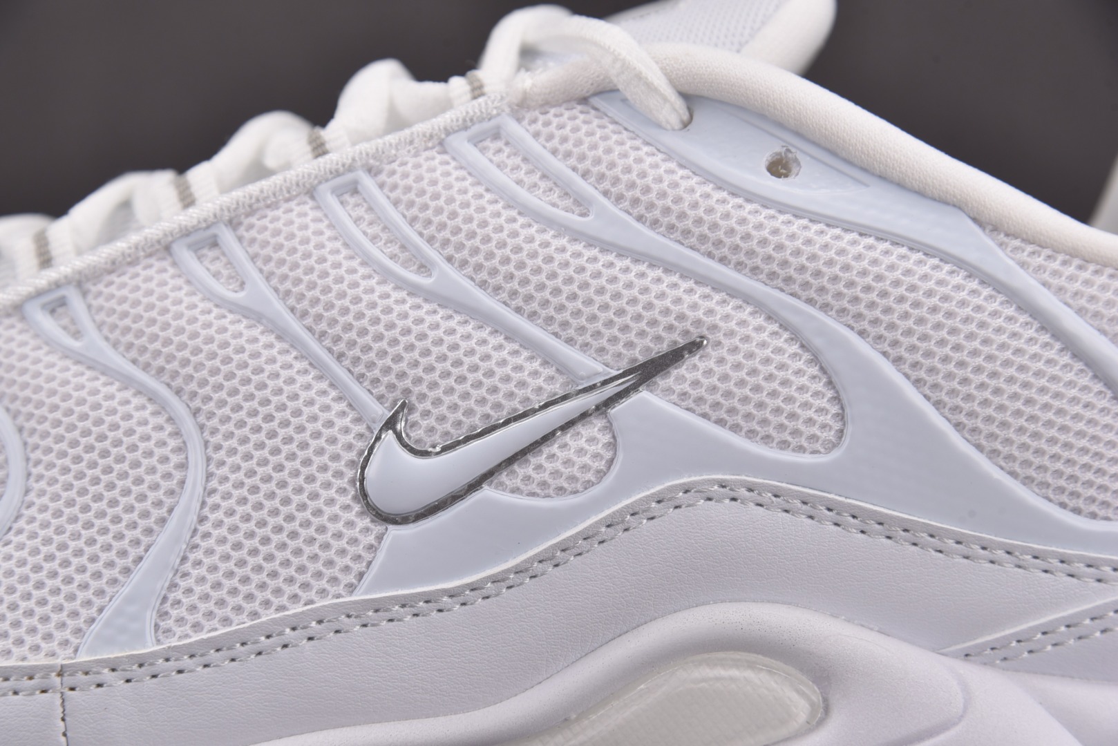 Max 尺码36-47.5

纯原版出品-NK Air Max Plus White 白色 -139 Y