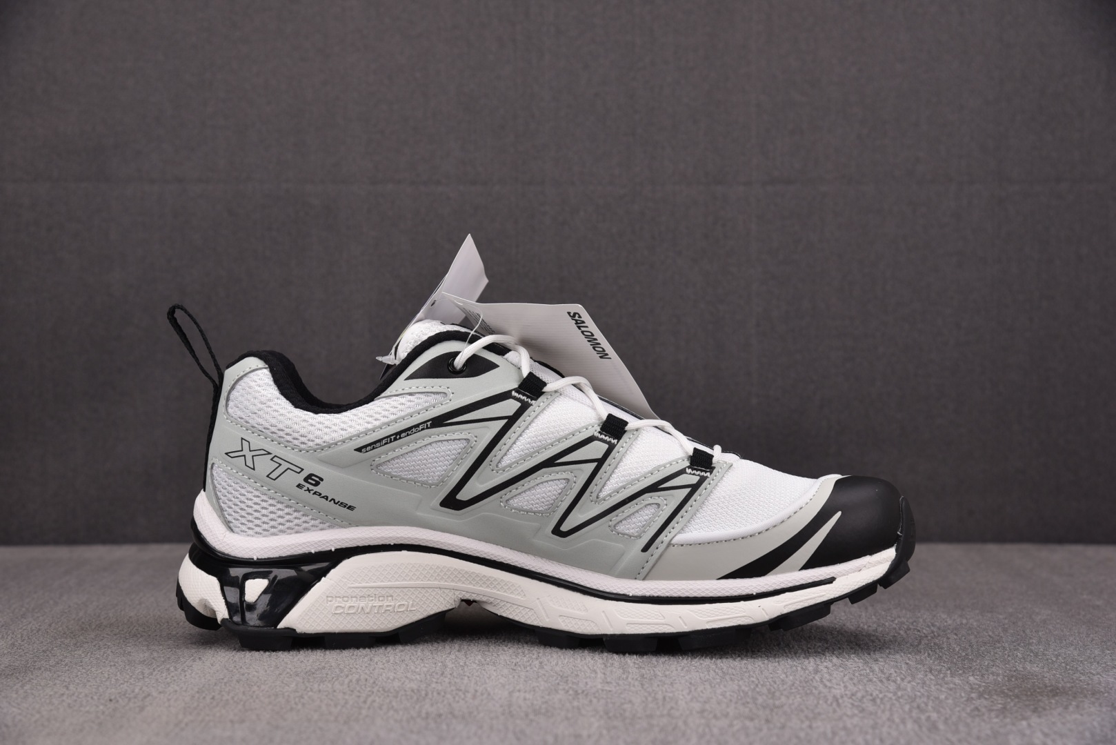 SALOMON 尺码36-46.5

纯原出品-Salomon XT-6 EXPANSE 白黑  YZ0