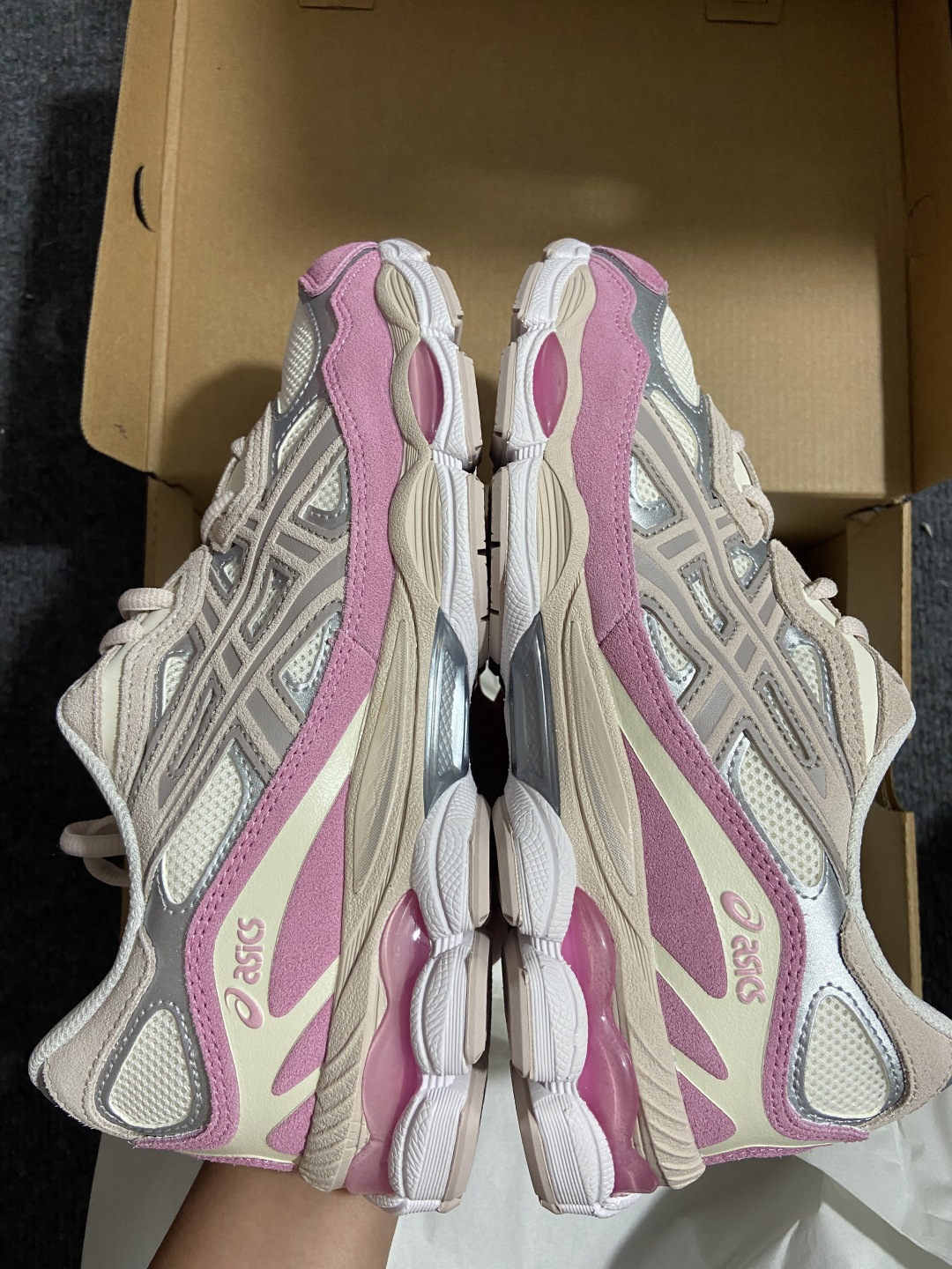  C版纯原 Asics Gel-NYC 亚瑟士运动休闲透气专业跑鞋 1203A383-104
#鞋面采