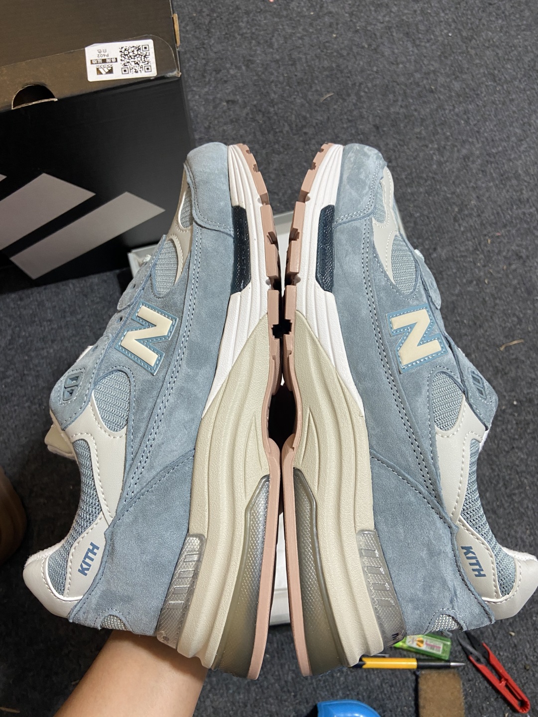  
Kith x New Balance NB992 第一代总统复古慢跑鞋 天蓝 U992KT

原鞋购