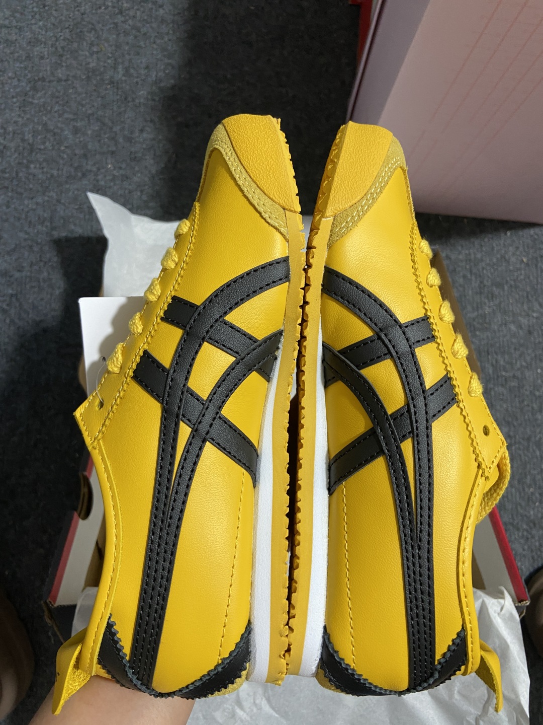 Onitsuka 尺码36-46

纯原版出品-Onitsuka Tiger MEXICO 66 黄黑 