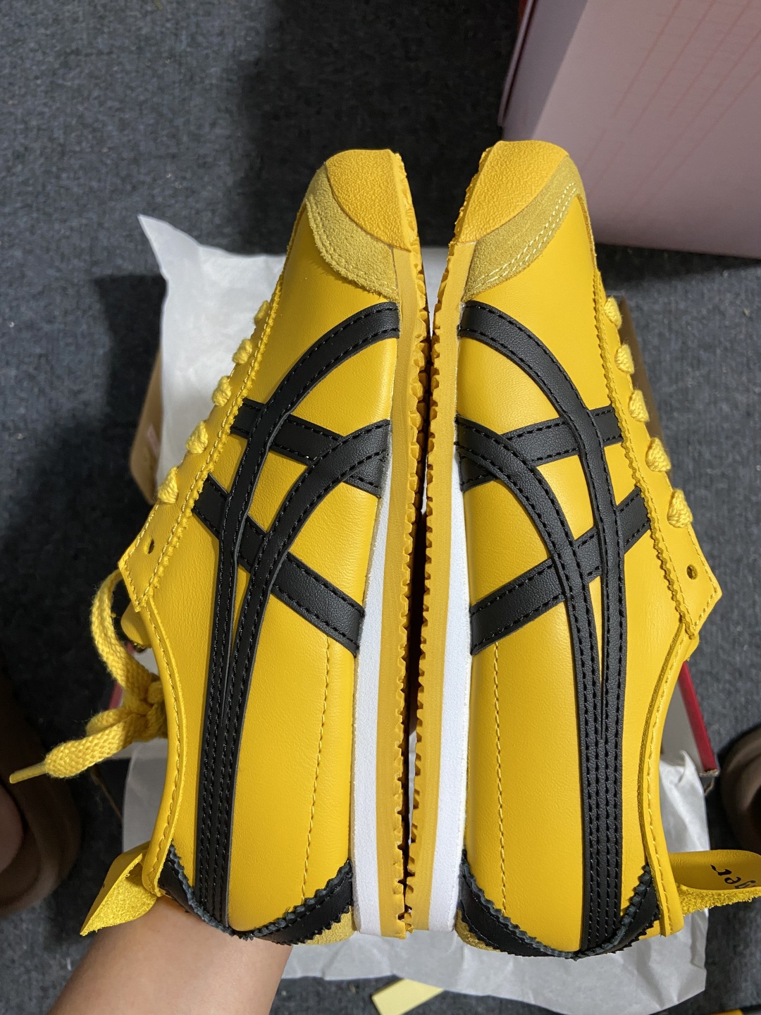 Onitsuka 尺码36-46

纯原版出品-Onitsuka Tiger MEXICO 66 黄黑 