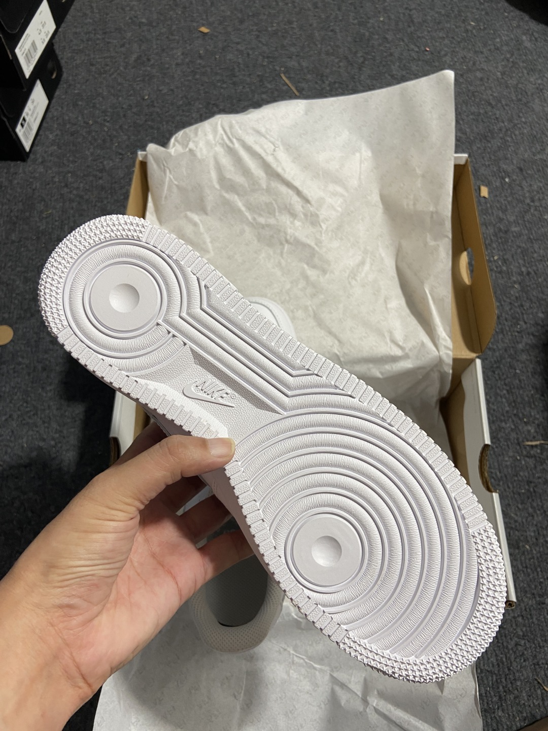AF1 尺码36-47.5

纯原出品-Air Force 1 Low '07 White 白色 CW2