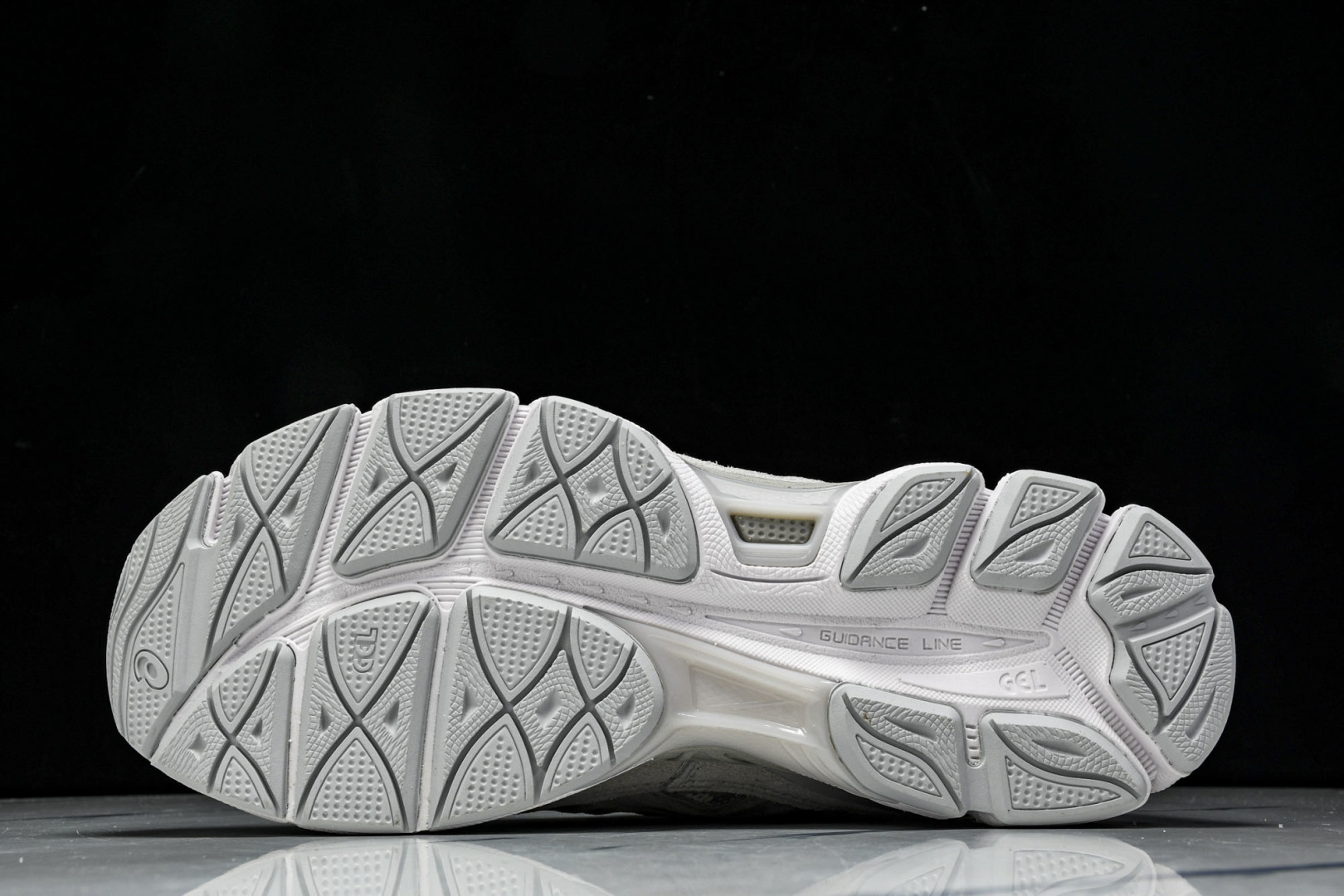 Asics 尺码36-47.5

纯原版出品-Asics Gel-NYC 亚瑟士运动休闲透气专业跑鞋 1