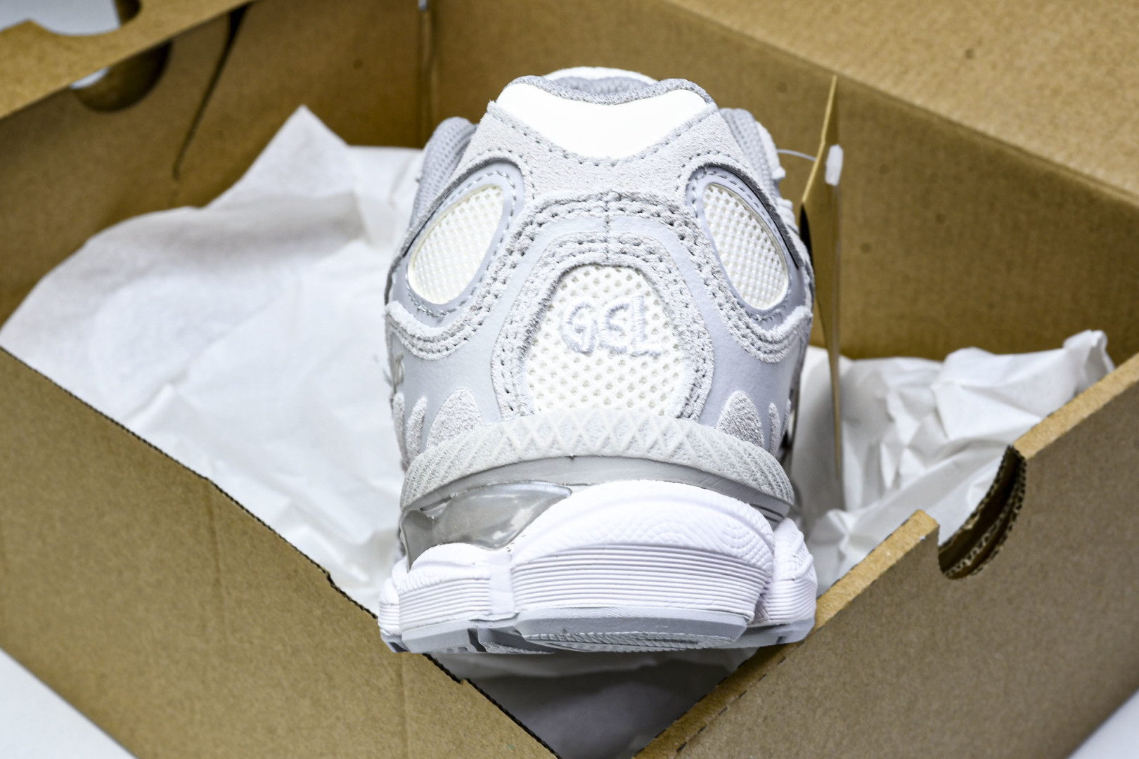 Asics 尺码36-47.5

纯原版出品-Asics Gel-NYC 亚瑟士运动休闲透气专业跑鞋 1