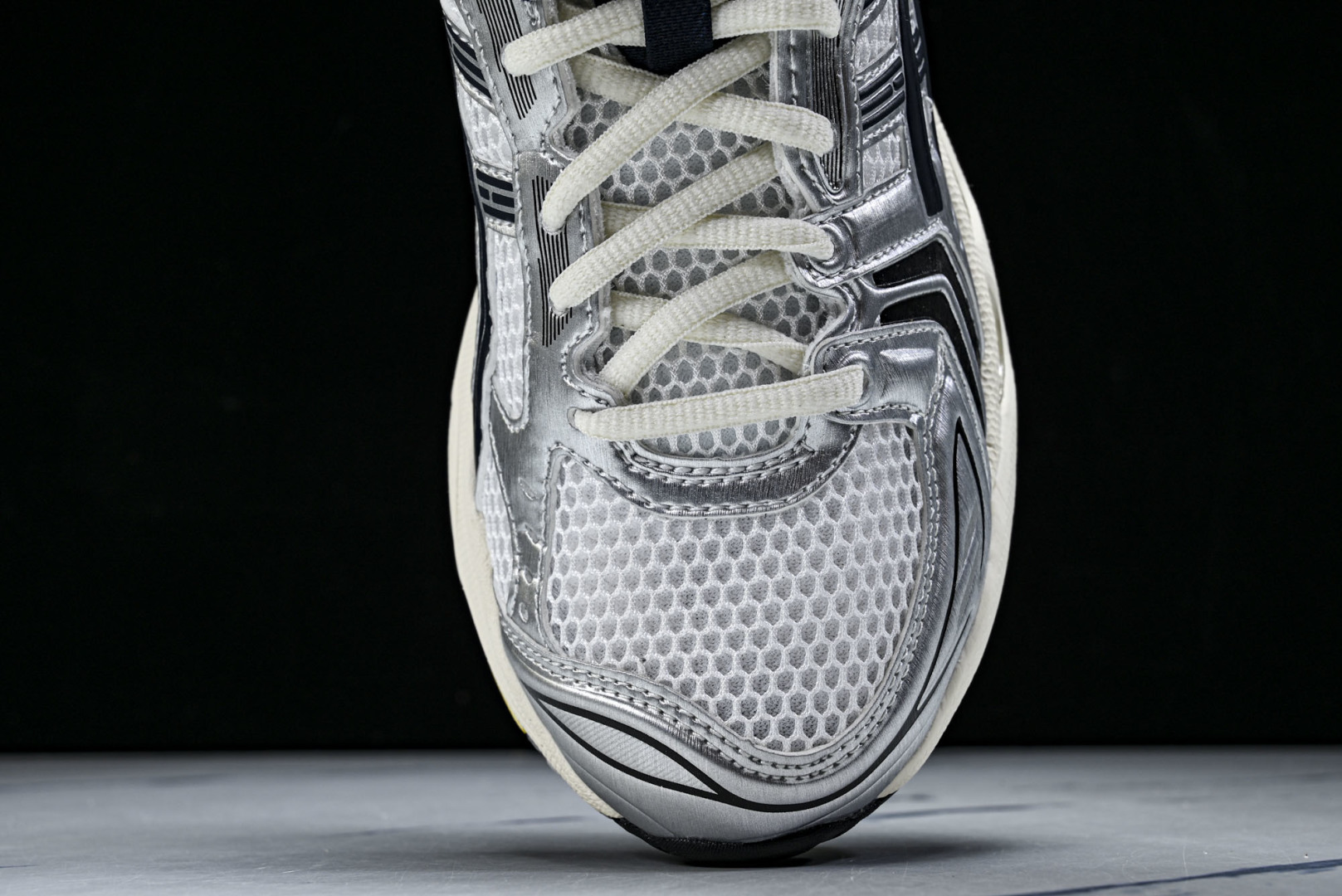 Asics 尺码36-47.5

纯原版出品-Asics Gel-Kayano 14 复古舒适 低帮 休