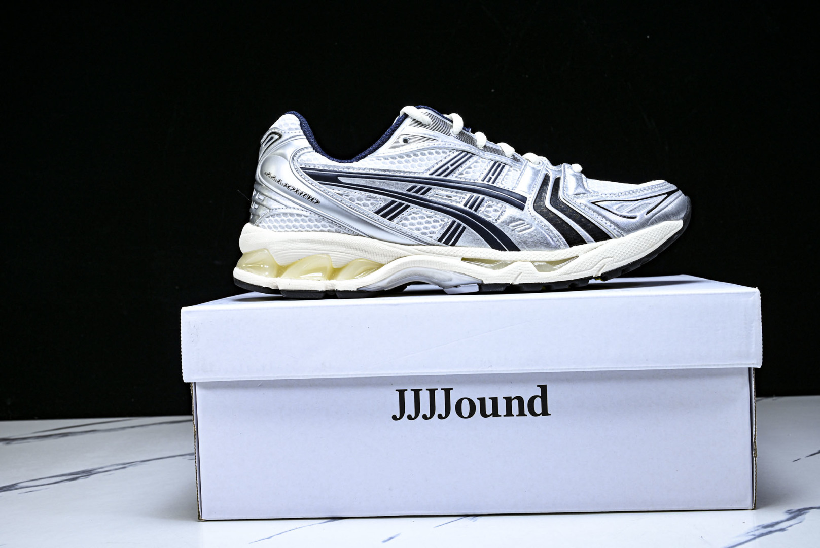Asics 尺码36-47.5

纯原版出品-Asics Gel-Kayano 14 复古舒适 低帮 休