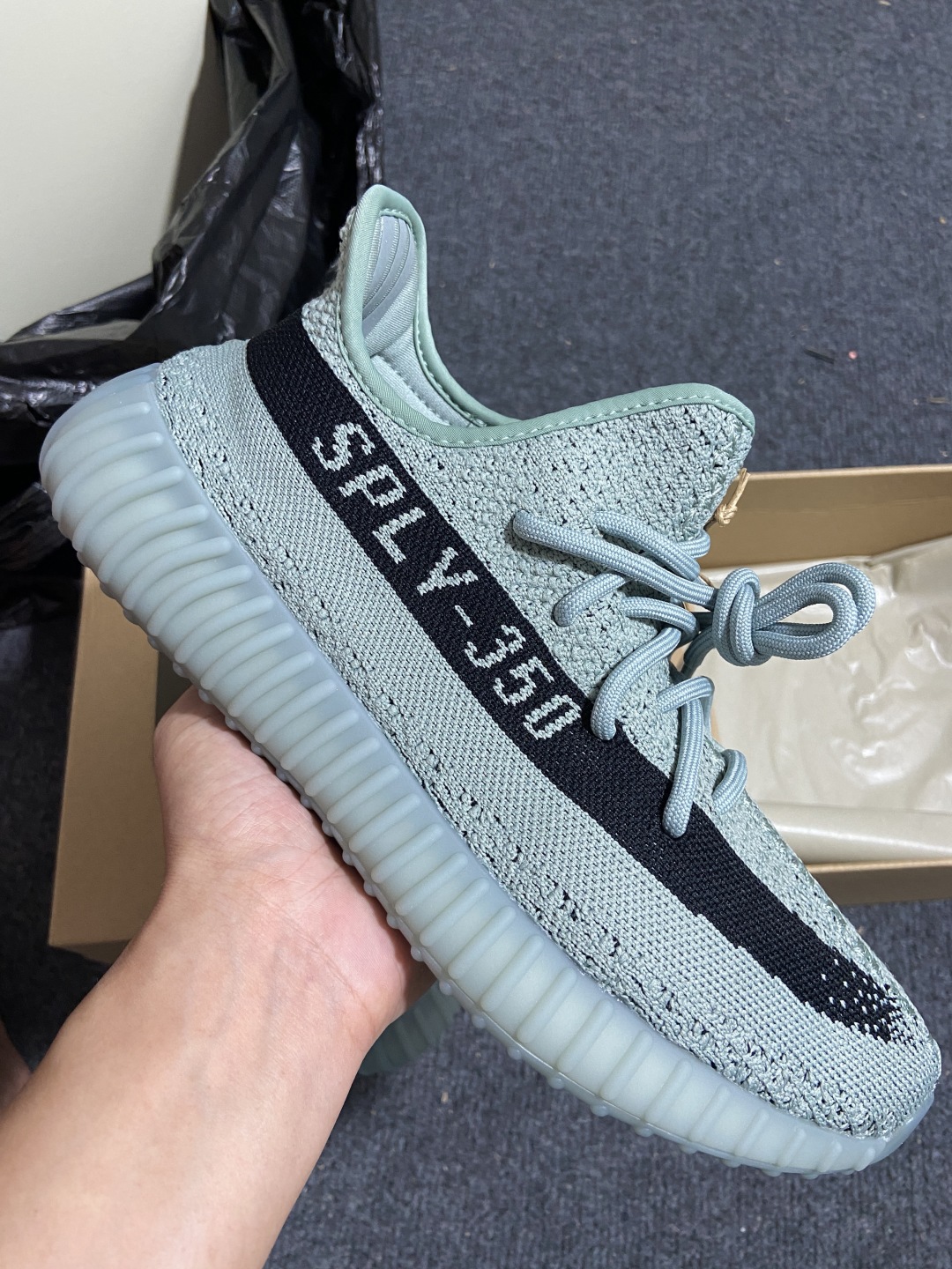 Yeezy翠玉灰 尺码36-48

纯原版出品- Yeezy 350 V2 Jade Ash 翠玉灰 H