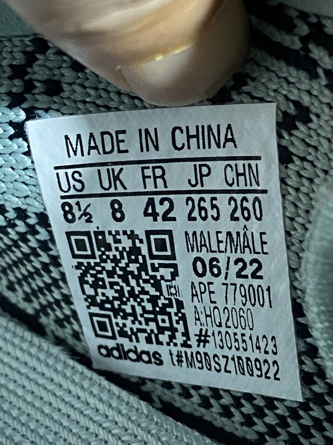 Yeezy翠玉灰 尺码36-48

纯原版出品- Yeezy 350 V2 Jade Ash 翠玉灰 H
