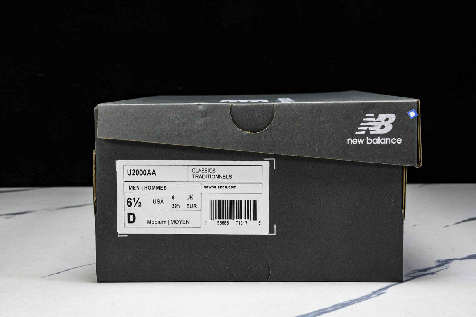 NB2000 尺码36-46.5

纯原版出品-New Balance 2000系列复古老爹风休闲运动慢