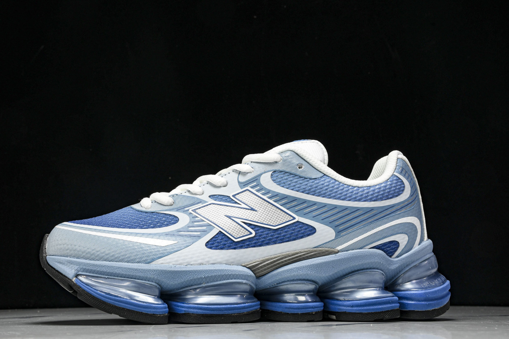 NB2000 尺码36-46.5

纯原版出品-New Balance 2000系列复古老爹风休闲运动慢