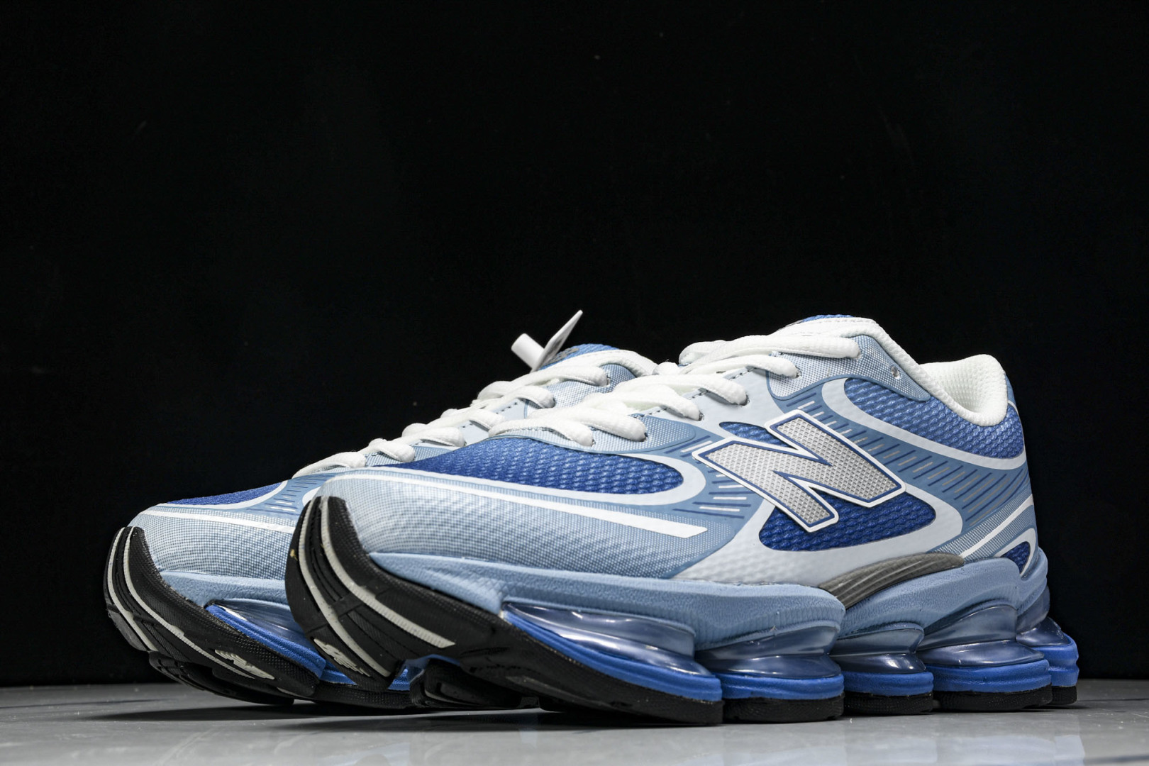 NB2000 尺码36-46.5

纯原版出品-New Balance 2000系列复古老爹风休闲运动慢