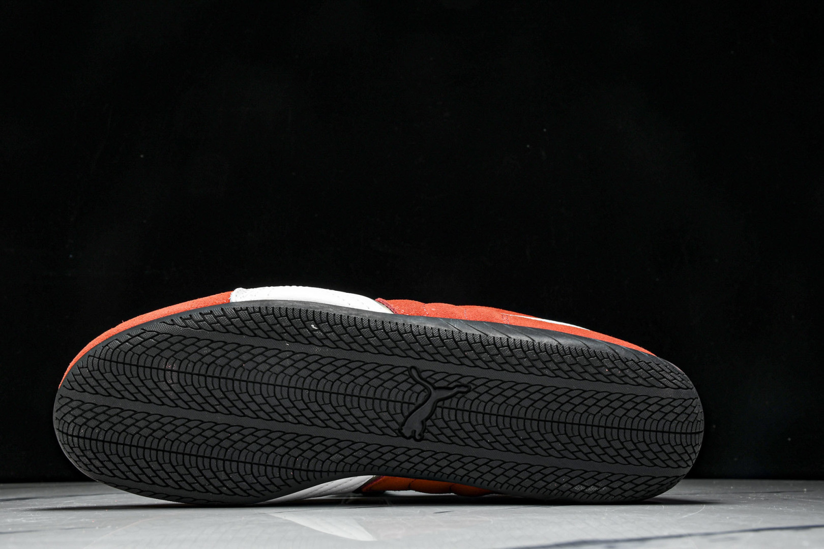 Puma 尺码36-45

纯原版出品-The Open Product x Puma Speedcat