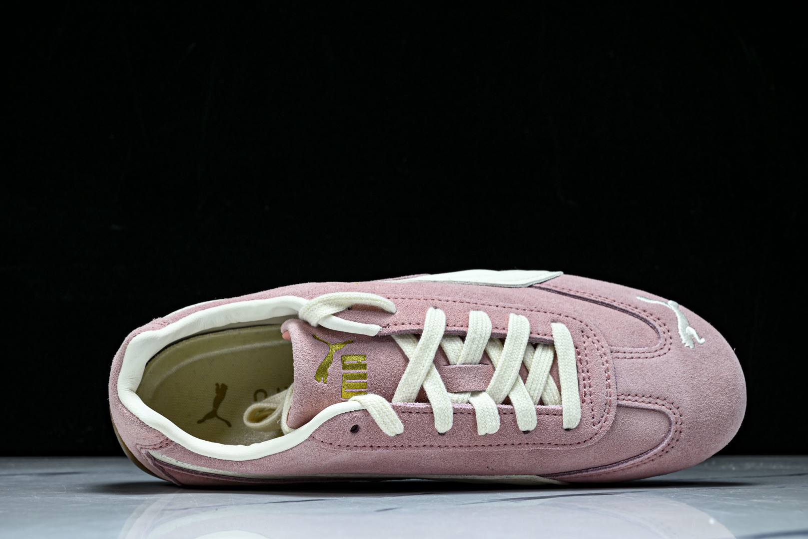 Puma 尺码36-45

纯原版出品-The Open Product x Puma Speedcat