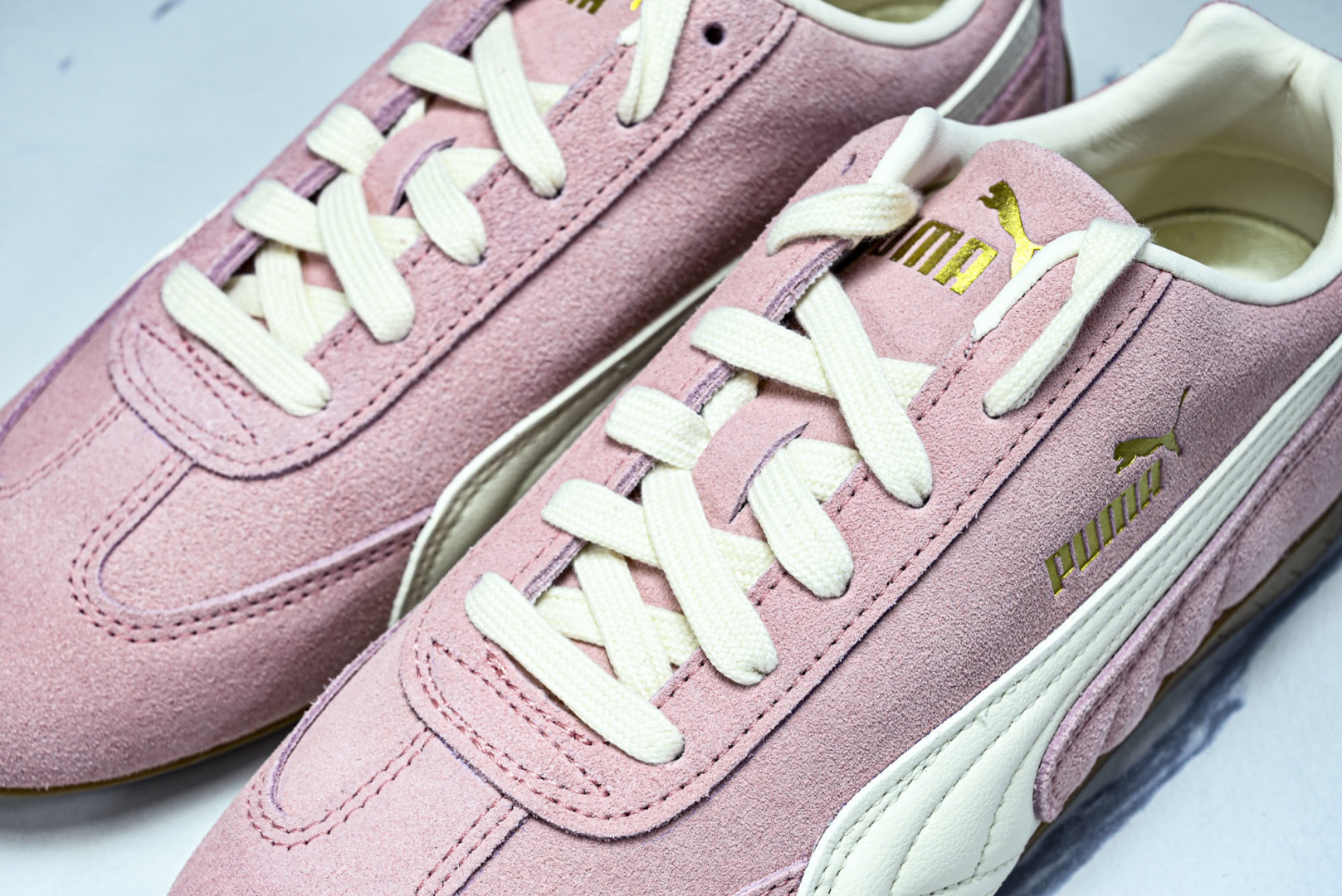 Puma 尺码36-45

纯原版出品-The Open Product x Puma Speedcat