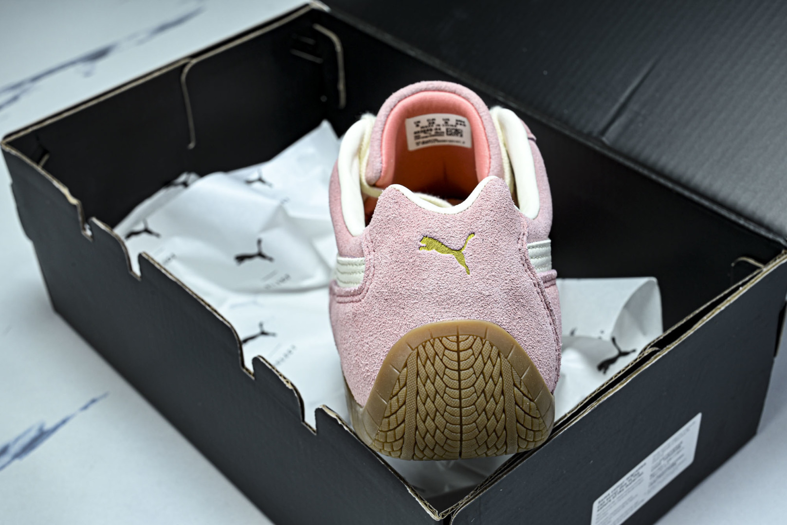 Puma 尺码36-45

纯原版出品-The Open Product x Puma Speedcat