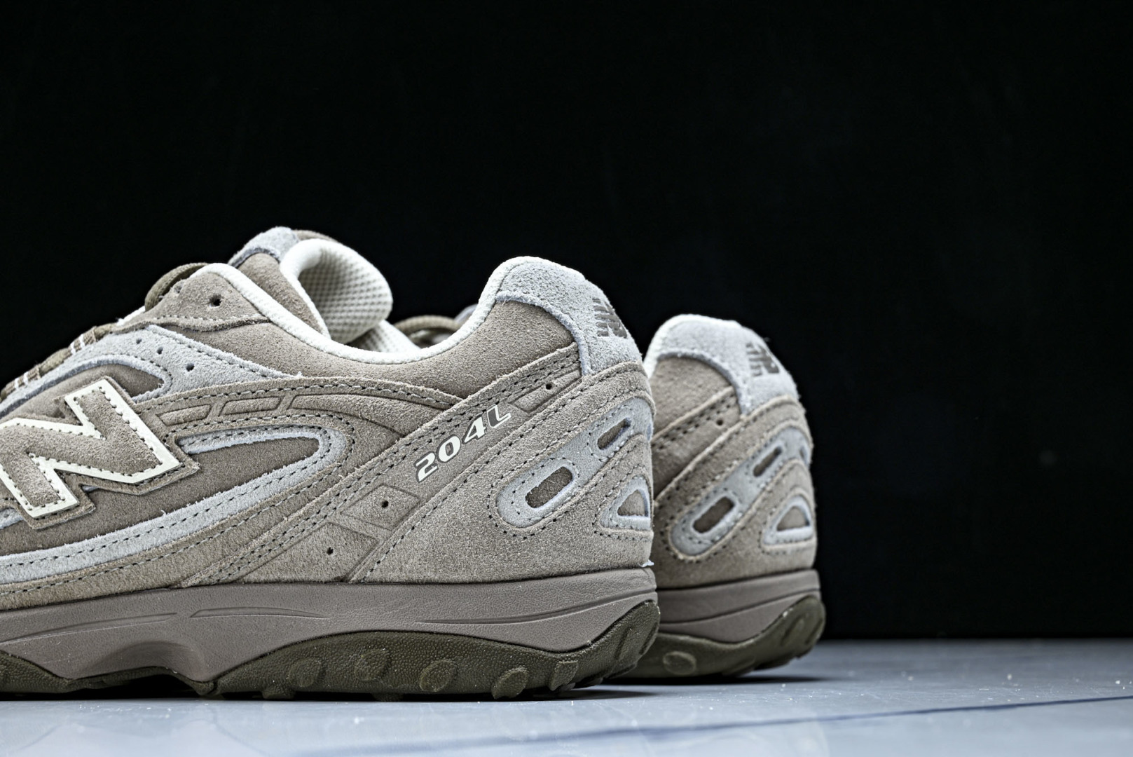 NB204 尺码:36-46.5纯原出品-New Balance 204系列复古透气休闲运动慢跑鞋 U2
