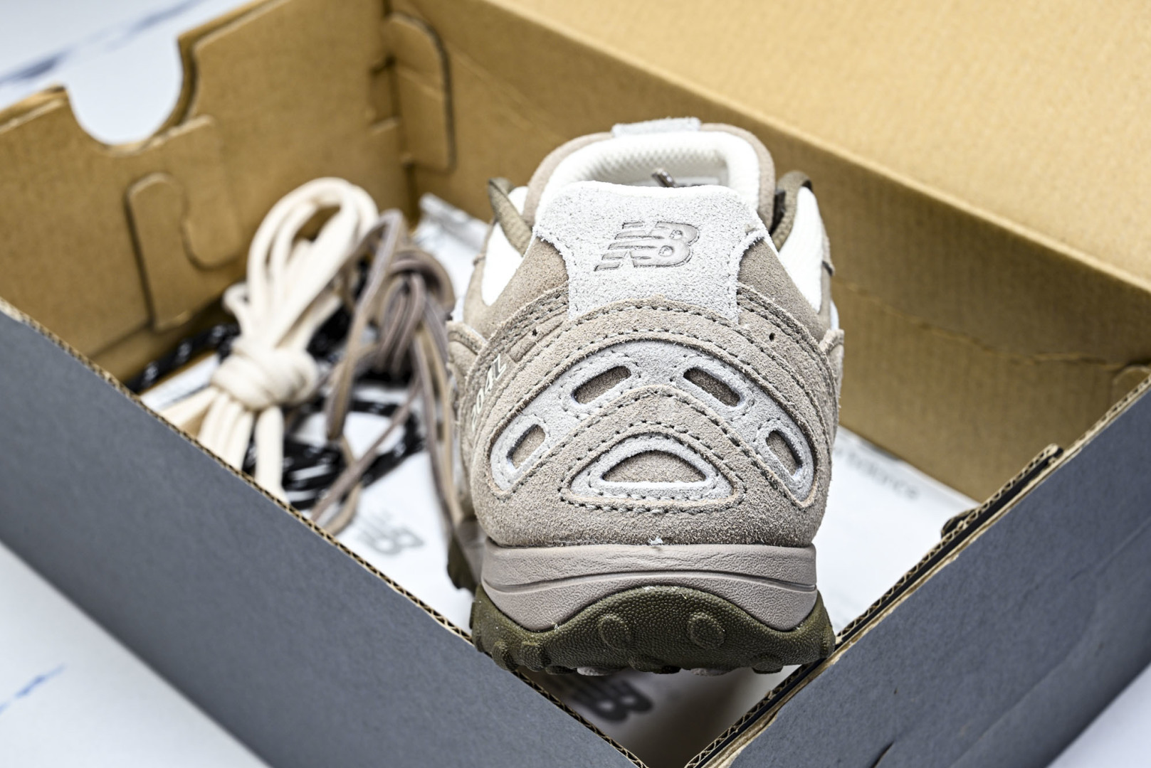 NB204 尺码:36-46.5纯原出品-New Balance 204系列复古透气休闲运动慢跑鞋 U2