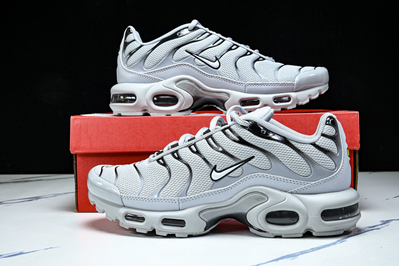 MAX 尺码:36-46纯原出品-AIR MAX PLUS PRM男女士同款气垫跑步鞋 HQ3029-0