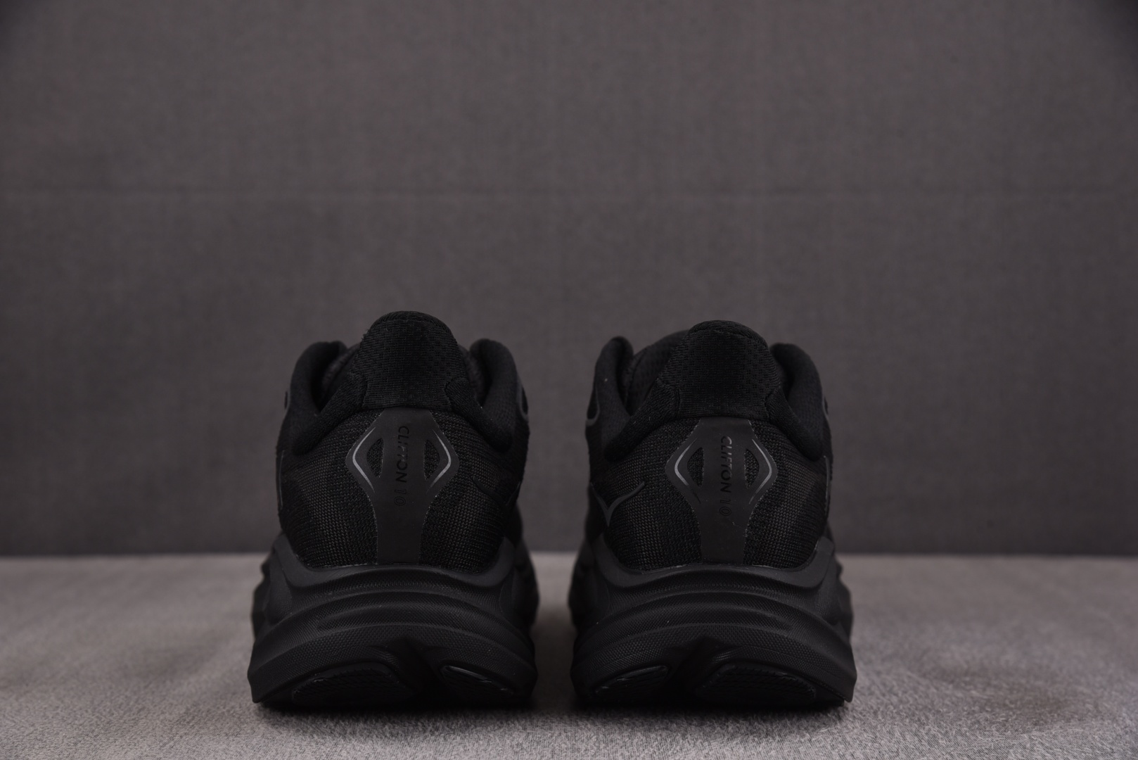 Hoka 尺码:36-45纯原版出品-Hoka One One Clifton 10 Black 黑色 