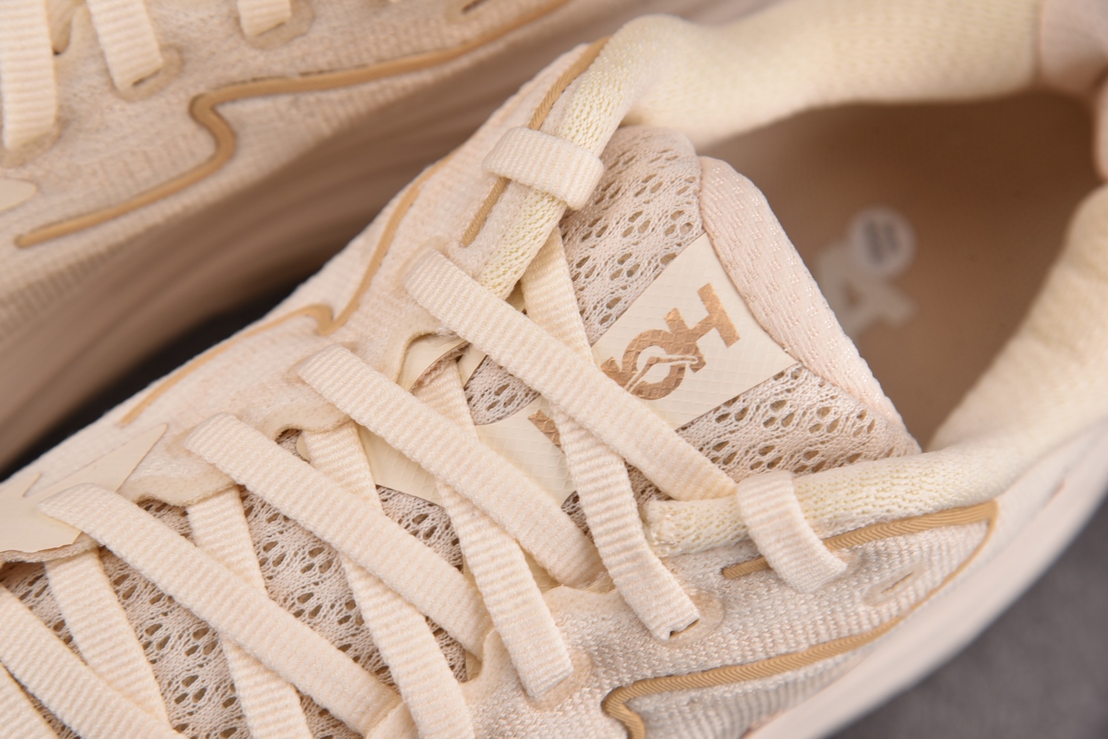 Hoka 尺码:36-45纯原版出品-Hoka One One Clifton 10 Vanilla B