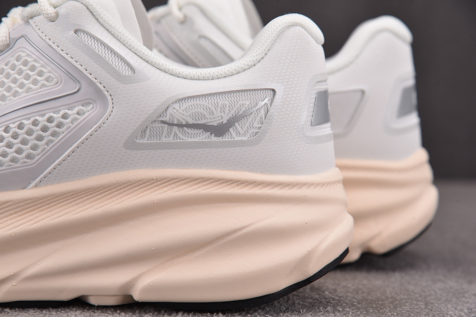 Hoka 尺码:36-45纯原版出品-Hoka One One Clifton One9 Frost C
