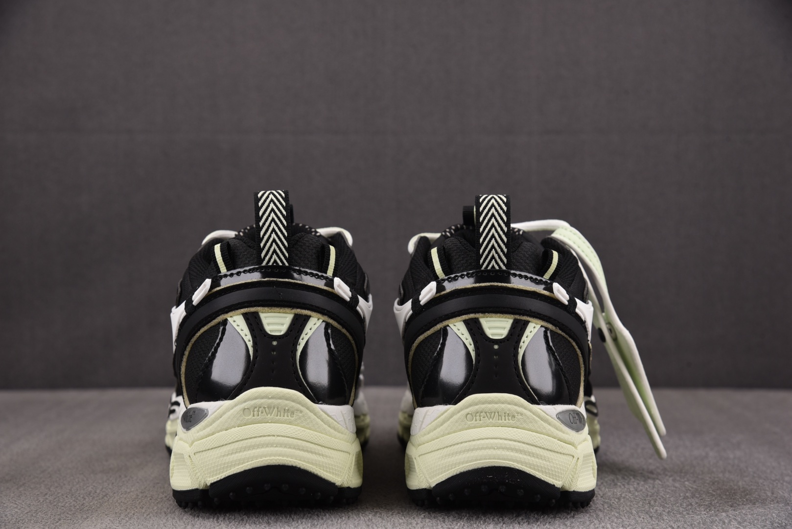 OFF 尺码36-47纯原版出品-OFF-WHITE Be Right Back 黑白 YZ002尺码3