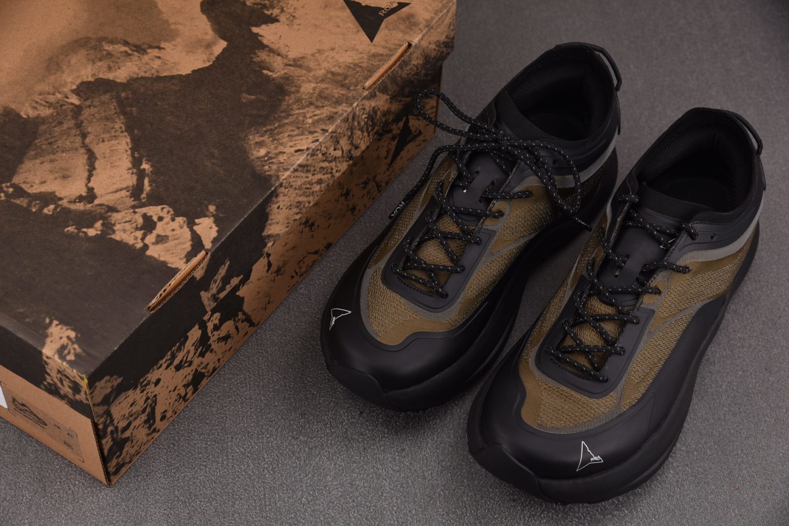 Roa 户外登山鞋 尺码:39-45纯原-Roa Hiking户外登山鞋 尼龙面黑棕色 ROA 黑棕尺码