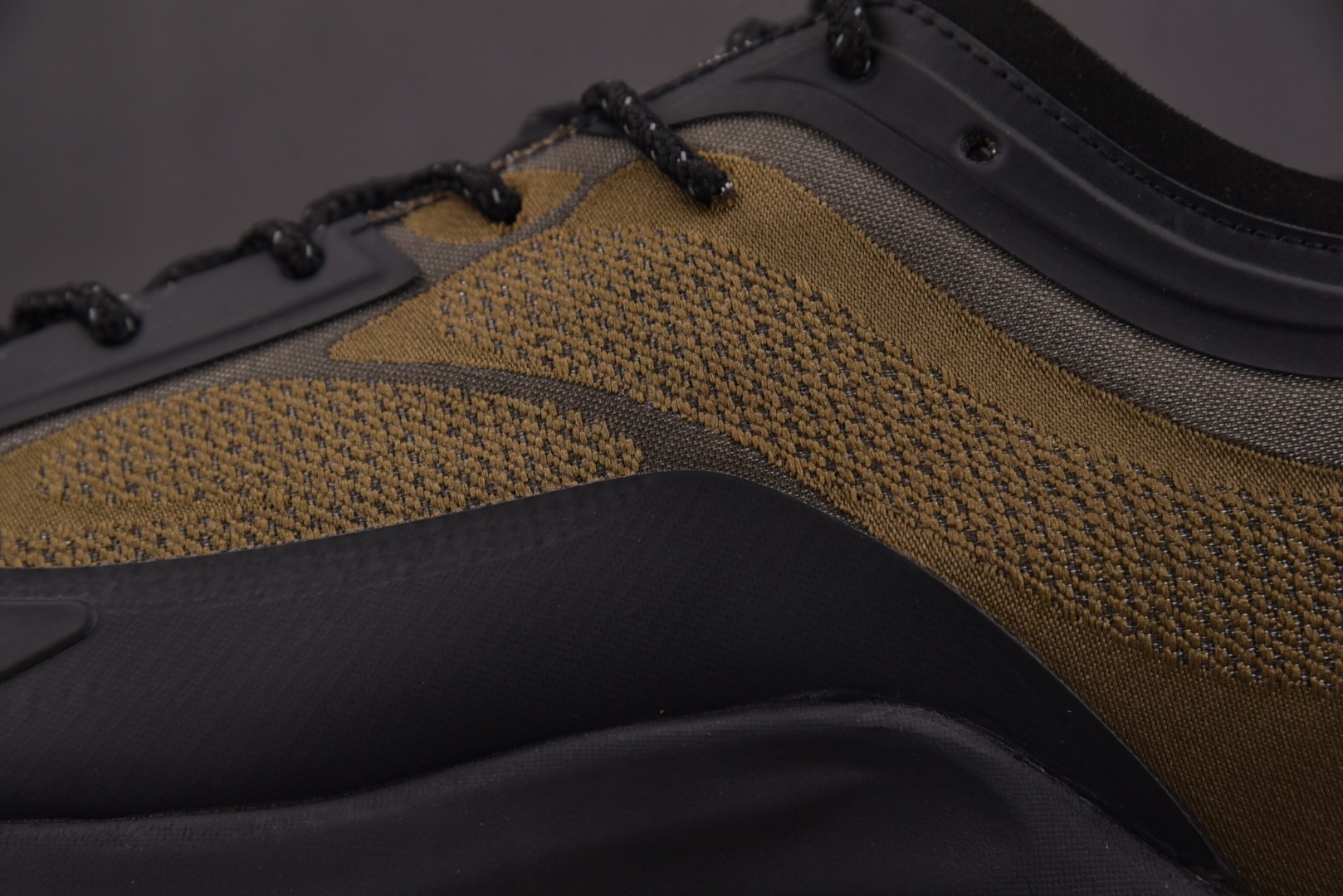 Roa 户外登山鞋 尺码:39-45纯原-Roa Hiking户外登山鞋 尼龙面黑棕色 ROA 黑棕尺码