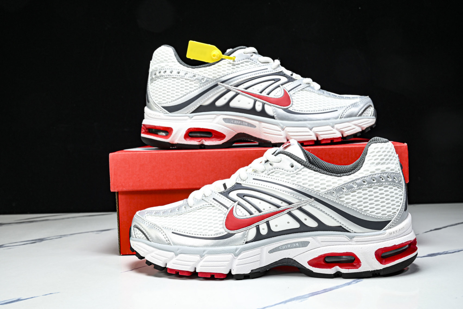 NK Air Max Moto 2K 耐克新款复古气垫跑步鞋 HQ2056_CM_2 尺寸 36 36.
