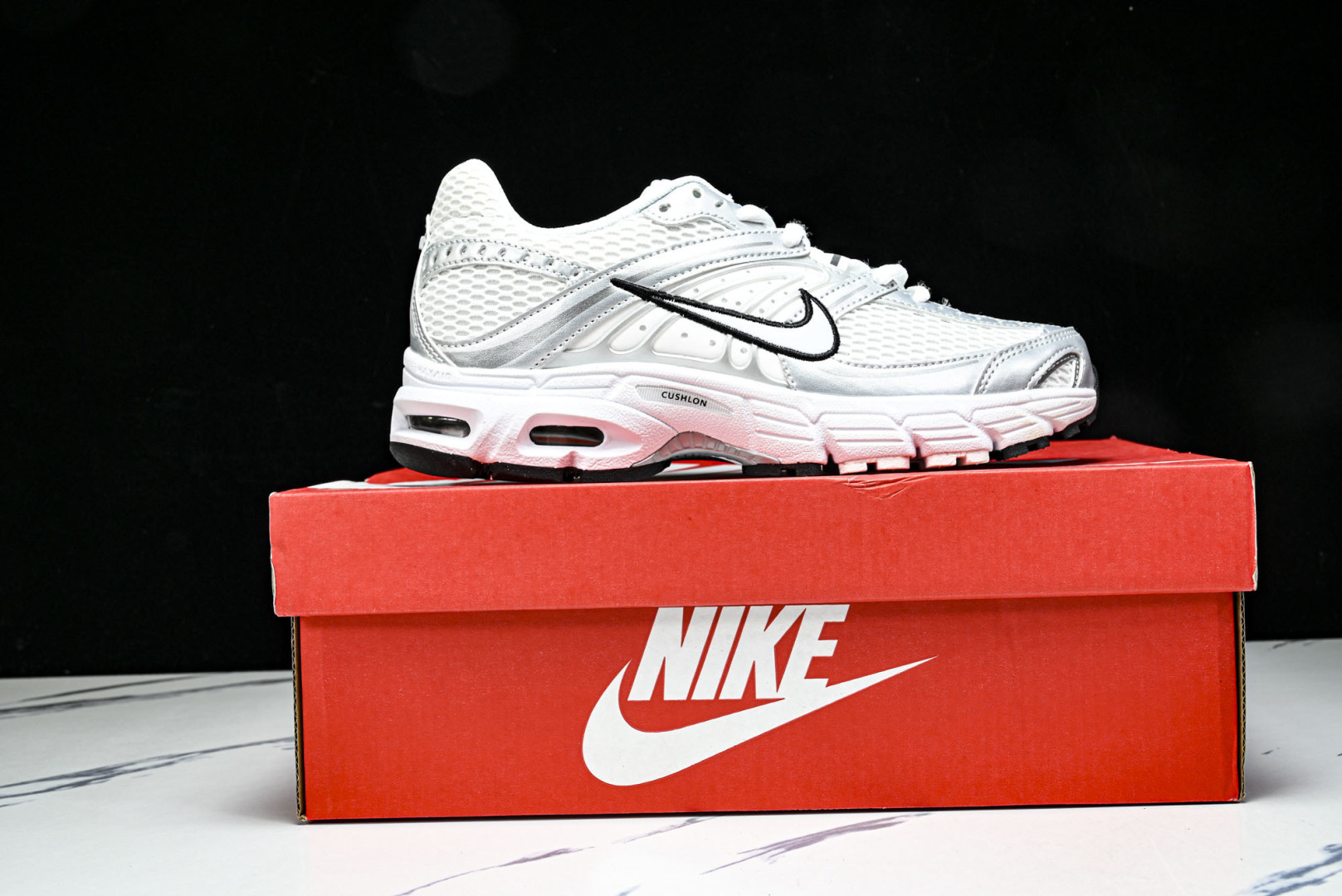 NK Air Max Moto 2K 耐克新款复古气垫跑步鞋 HQ2056_CM_6尺寸 36 36.5