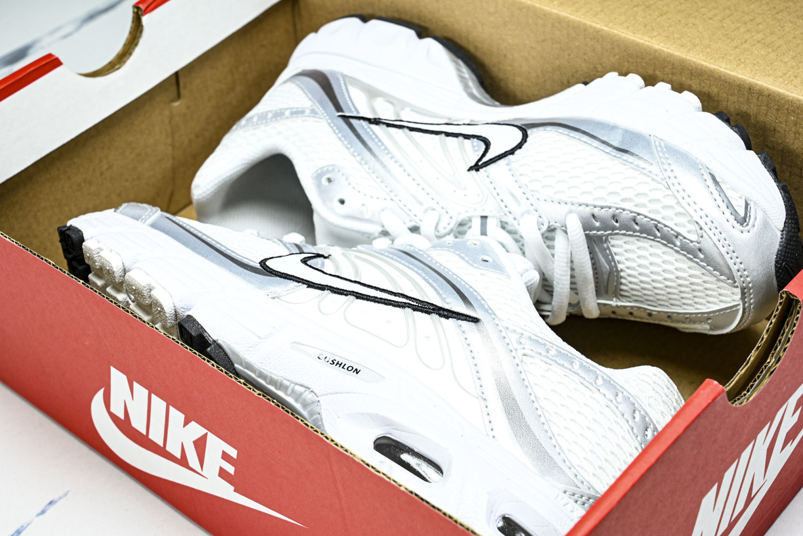 NK Air Max Moto 2K 耐克新款复古气垫跑步鞋 HQ2056_CM_6尺寸 36 36.5
