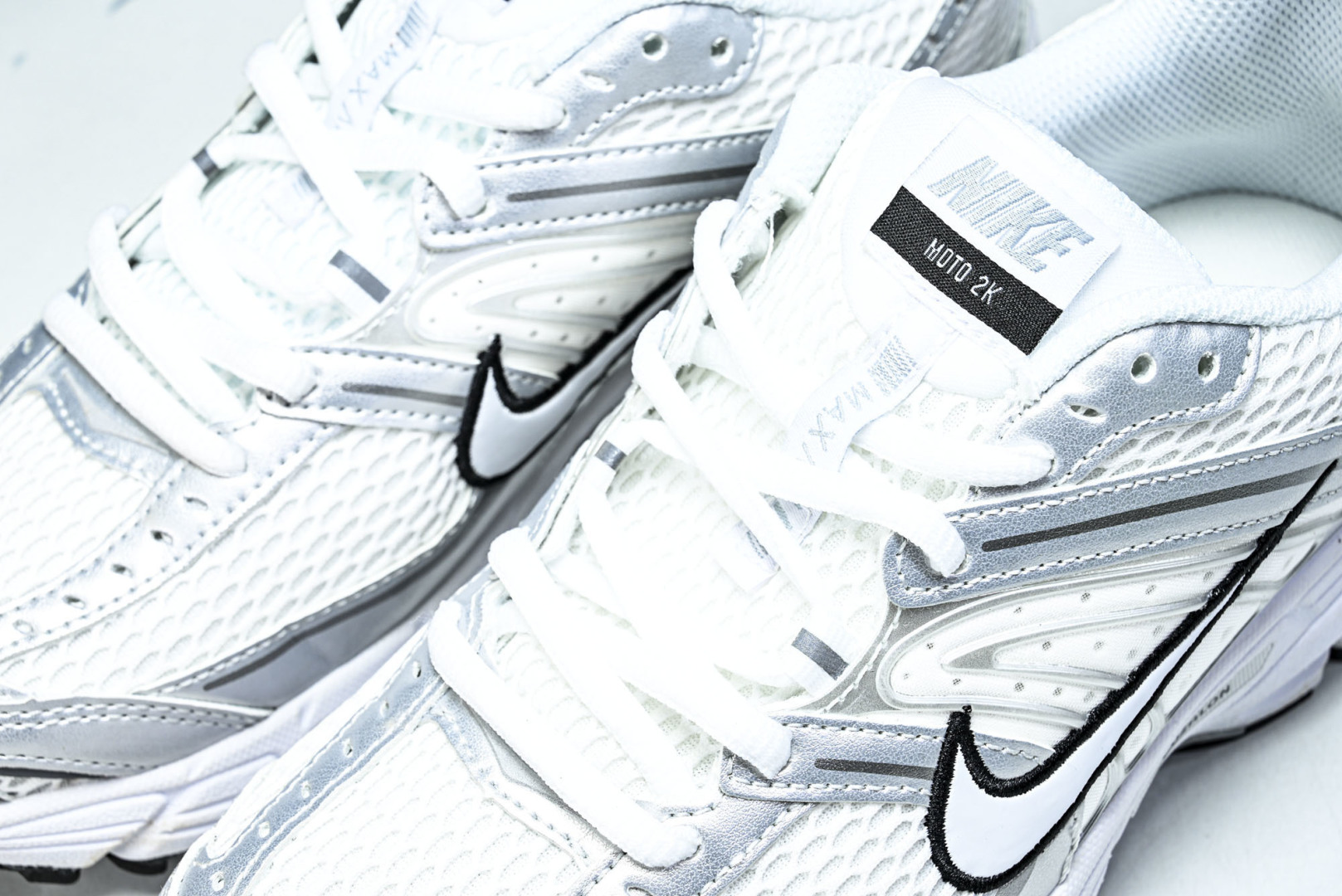 NK Air Max Moto 2K 耐克新款复古气垫跑步鞋 HQ2056_CM_6尺寸 36 36.5