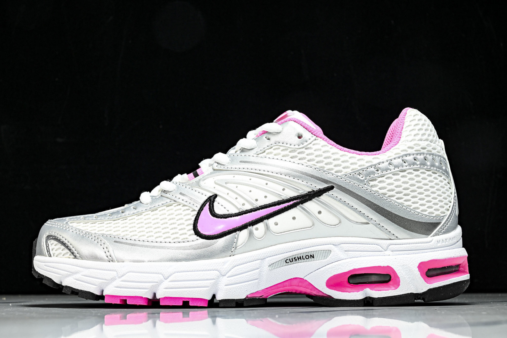 NK Air Max Moto 2K 耐克新款复古气垫跑步鞋 HQ2056-101 尺寸 36 36.5