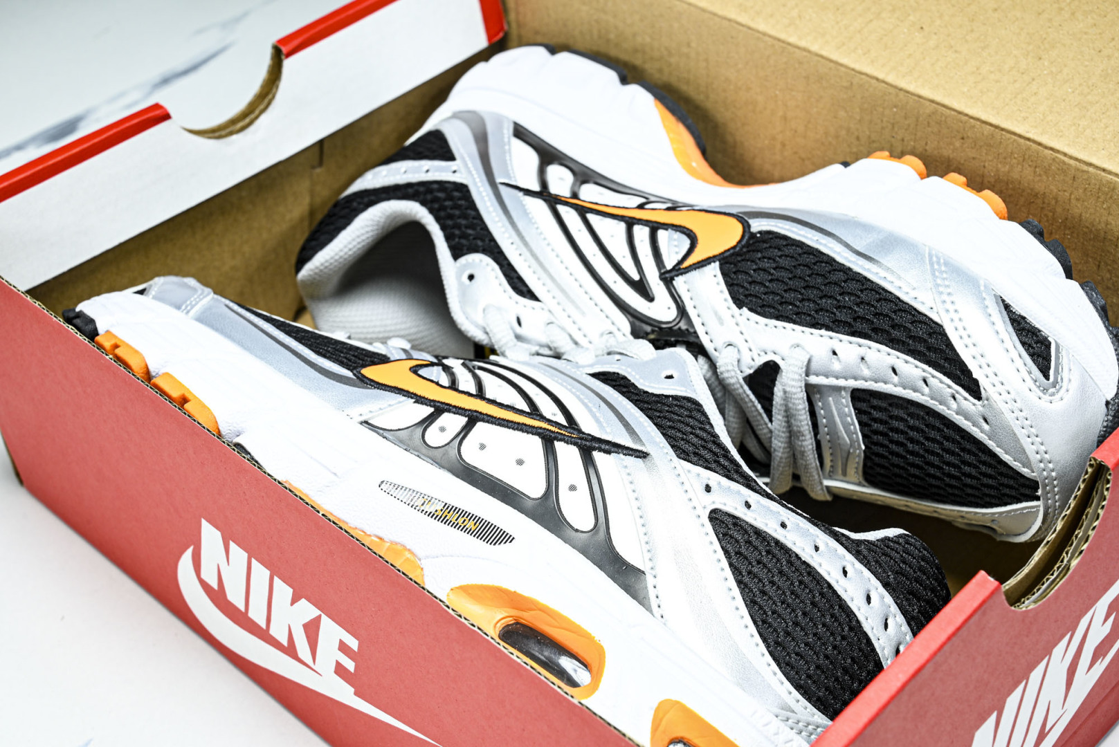 NK Air Max Moto 2K 耐克新款复古气垫跑步鞋 HQ2056_CM_3 尺寸 36 36.