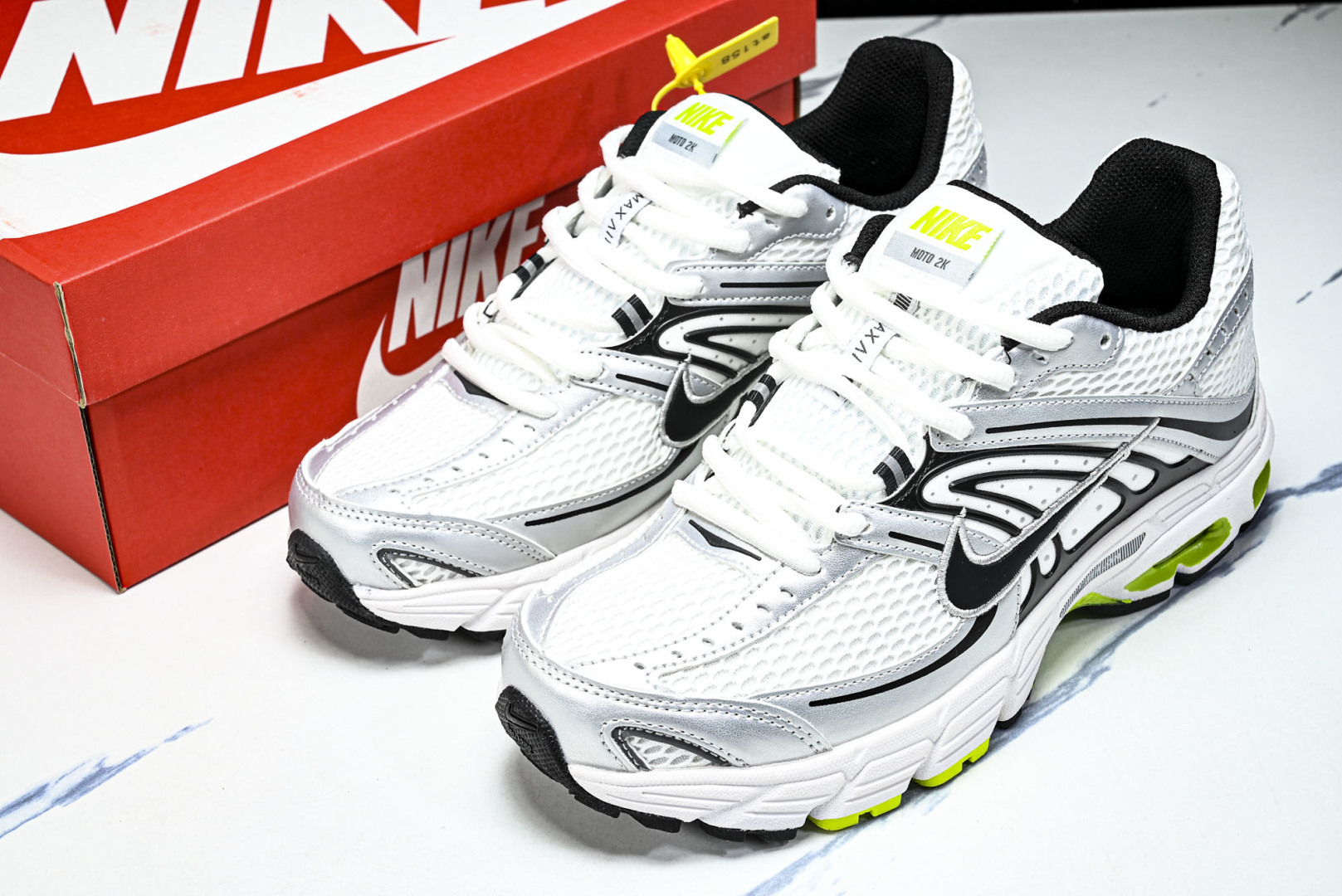 NK Air Max Moto 2K 耐克新款复古气垫跑步鞋 HQ2056_CM_5 尺寸 36 36.