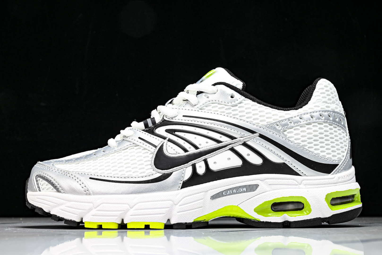 NK Air Max Moto 2K 耐克新款复古气垫跑步鞋 HQ2056_CM_5 尺寸 36 36.