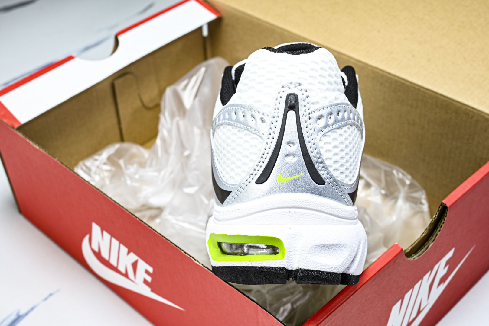 NK Air Max Moto 2K 耐克新款复古气垫跑步鞋 HQ2056_CM_5 尺寸 36 36.