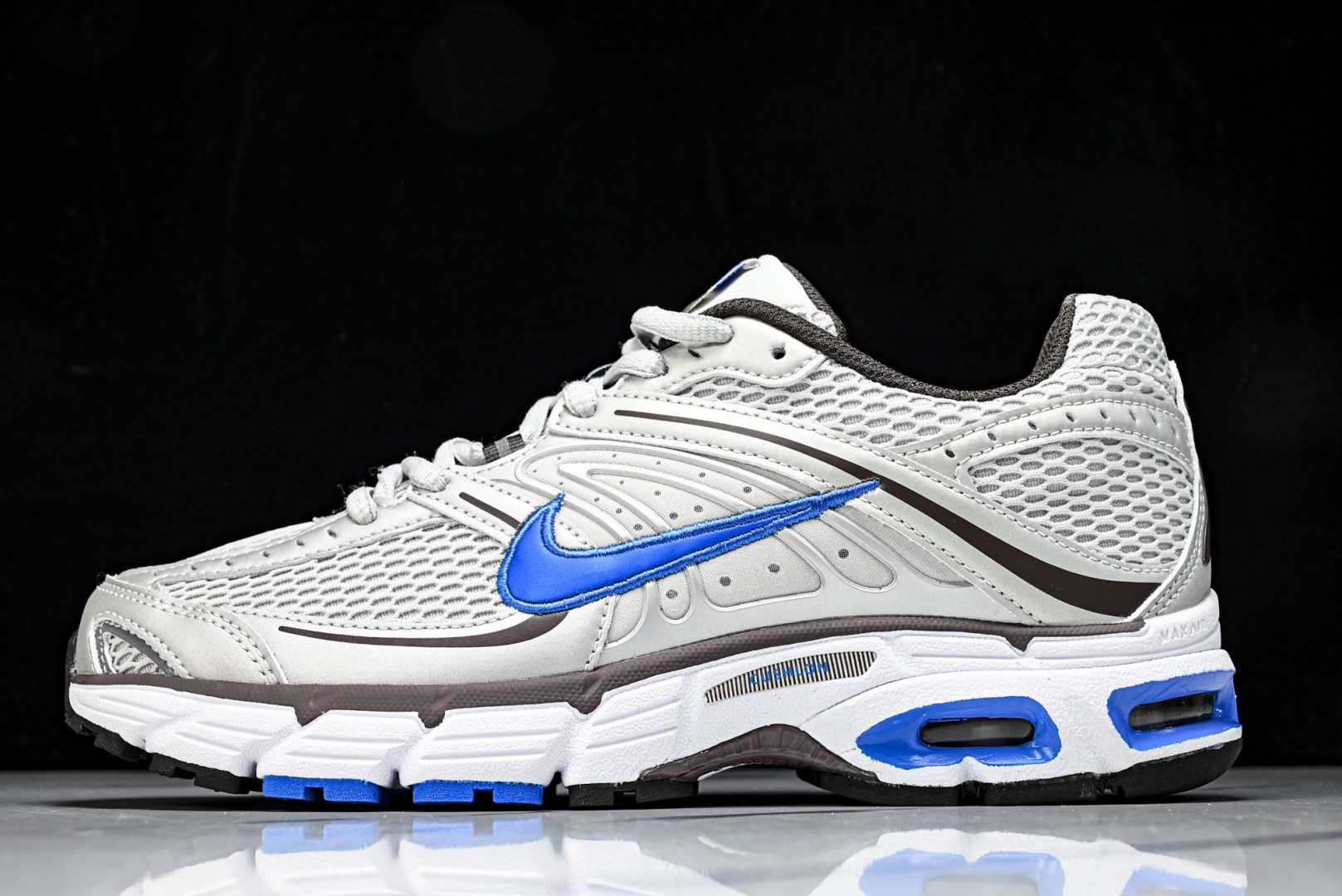 NK Air Max Moto 2K 耐克新款复古气垫跑步鞋 HQ2056_CM_尺寸 36 36.5 
