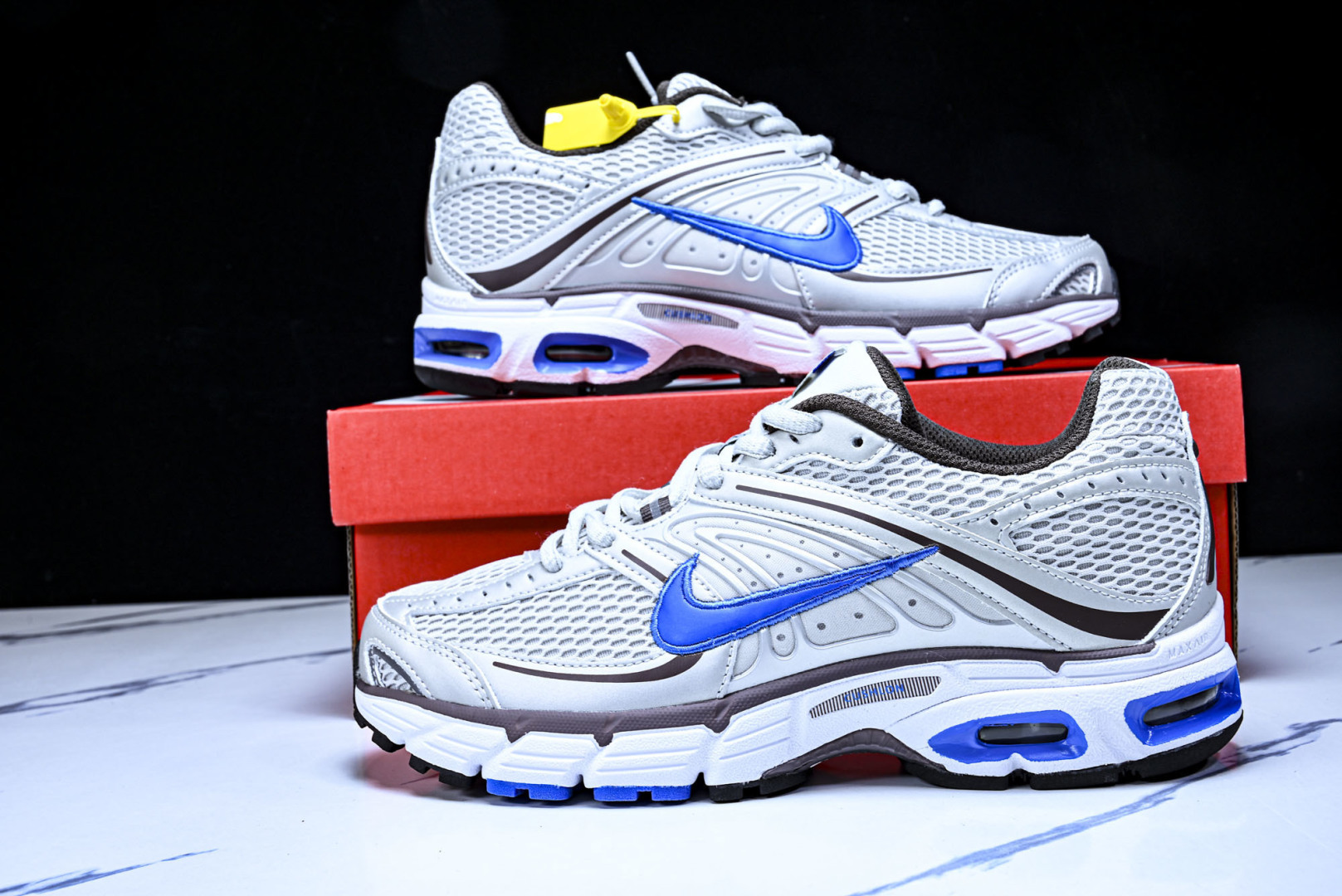 NK Air Max Moto 2K 耐克新款复古气垫跑步鞋 HQ2056_CM_尺寸 36 36.5 