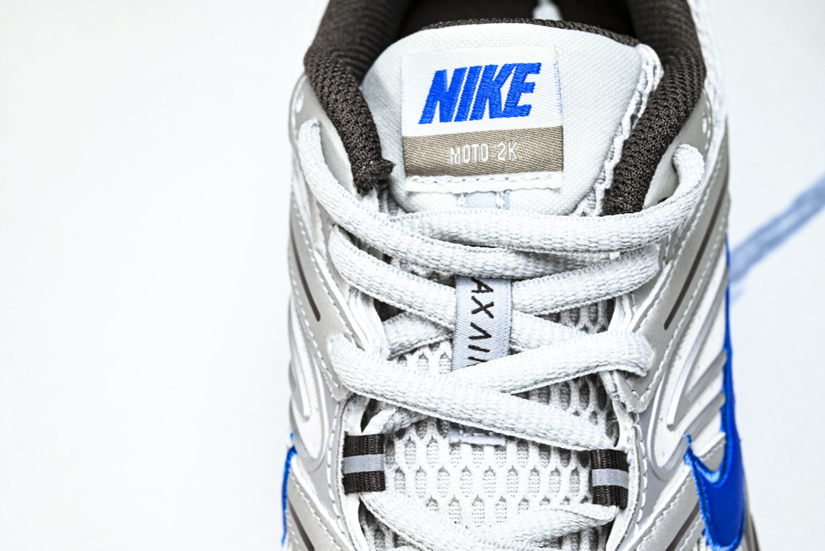 NK Air Max Moto 2K 耐克新款复古气垫跑步鞋 HQ2056_CM_尺寸 36 36.5 