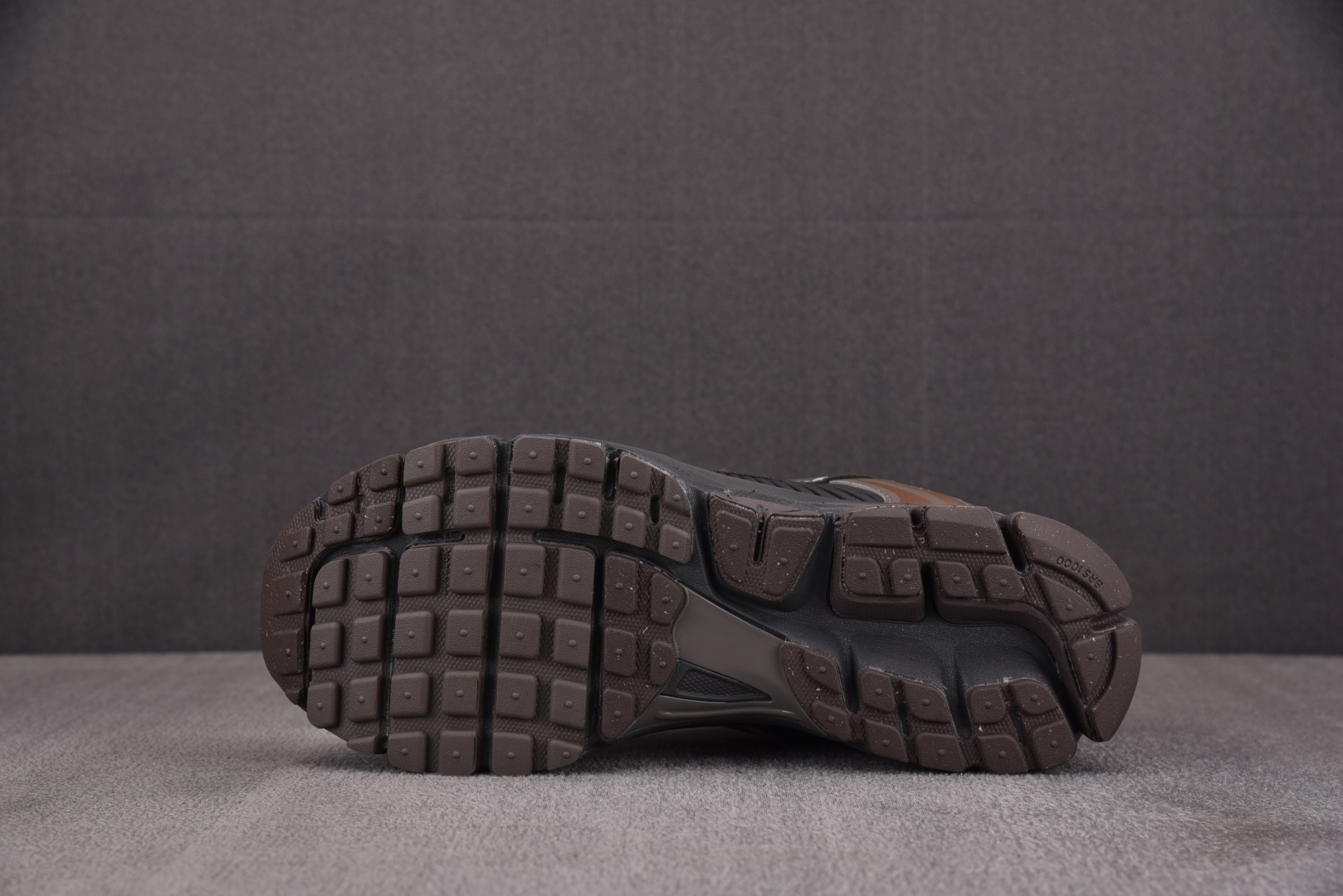 Vomero 5 尺码36-46纯原版出品-Zoom Vomero 5 Cave Stone 褐色 HF