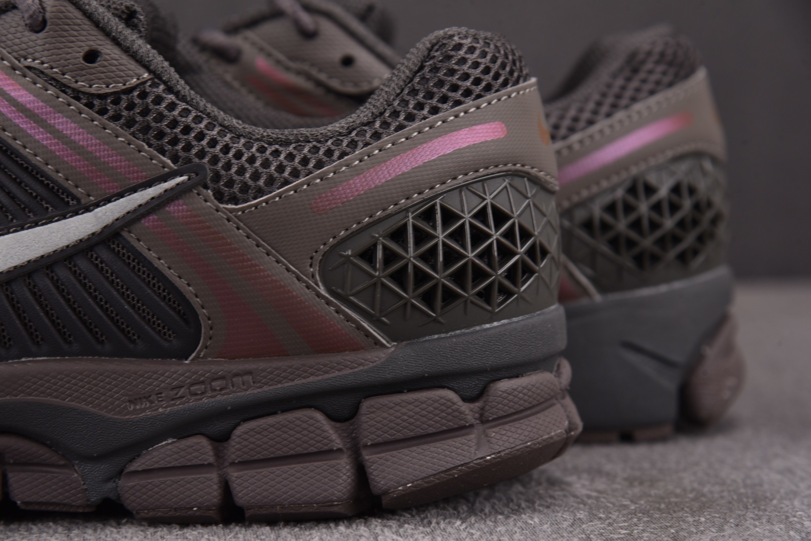 Vomero 5 尺码36-46纯原版出品-Zoom Vomero 5 Cave Stone 褐色 HF