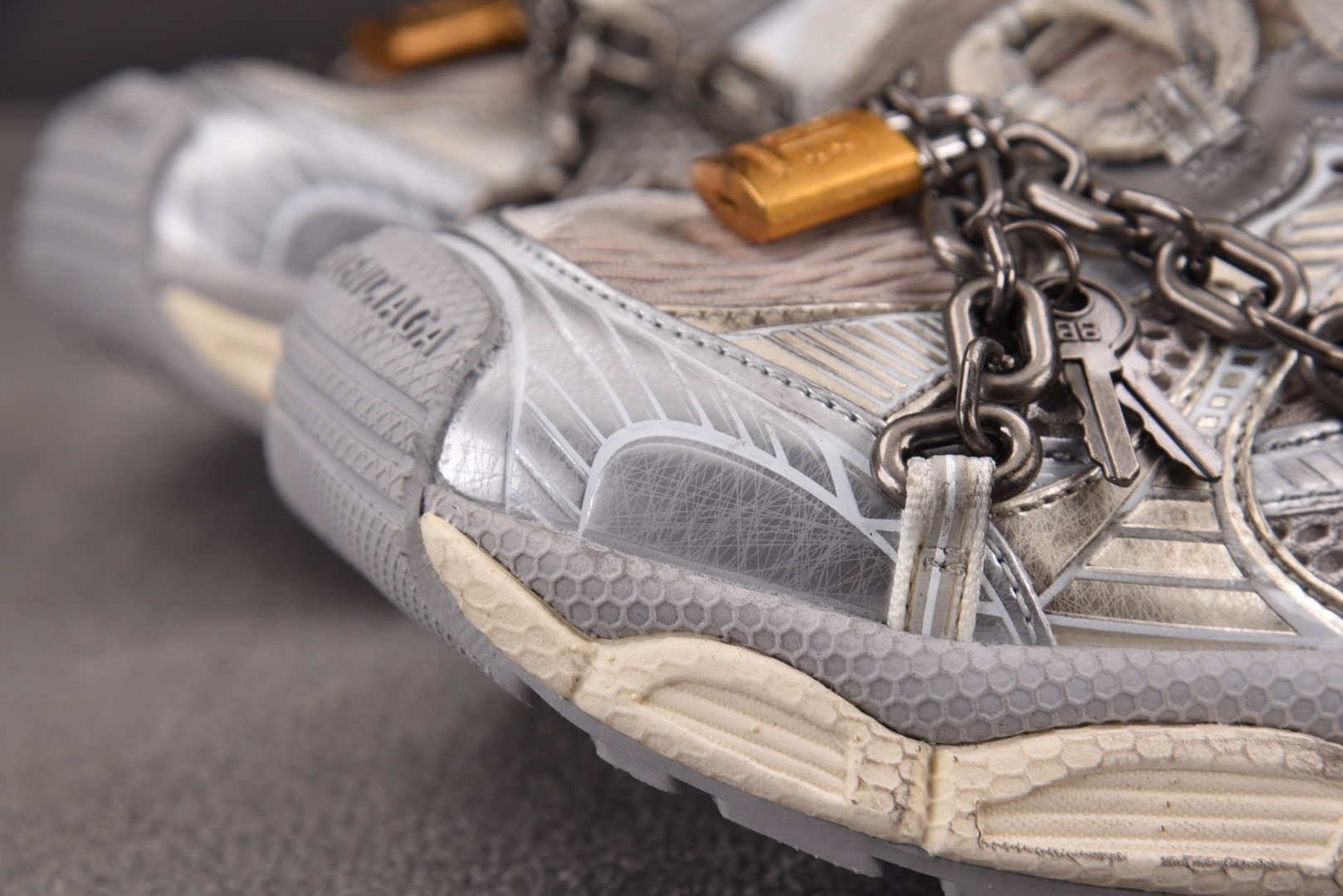 巴黎3XL 尺码:35-46纯原版出品-Balenciaga 3XL Chain 链条装饰 香槟金 YZ
