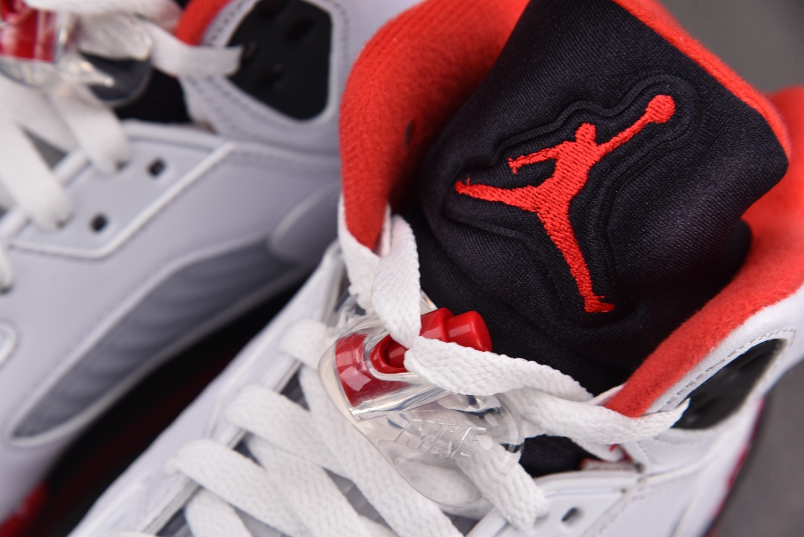 AJ5 尺码:40-47.5纯原出品-Air Jordan 5 Retro Fire Red Black