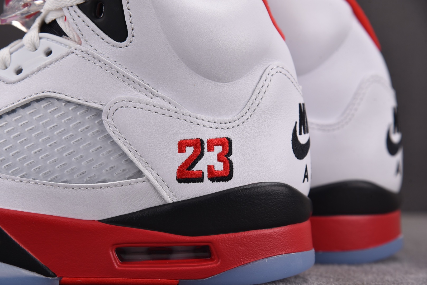 AJ5 尺码:40-47.5纯原出品-Air Jordan 5 Retro Fire Red Black